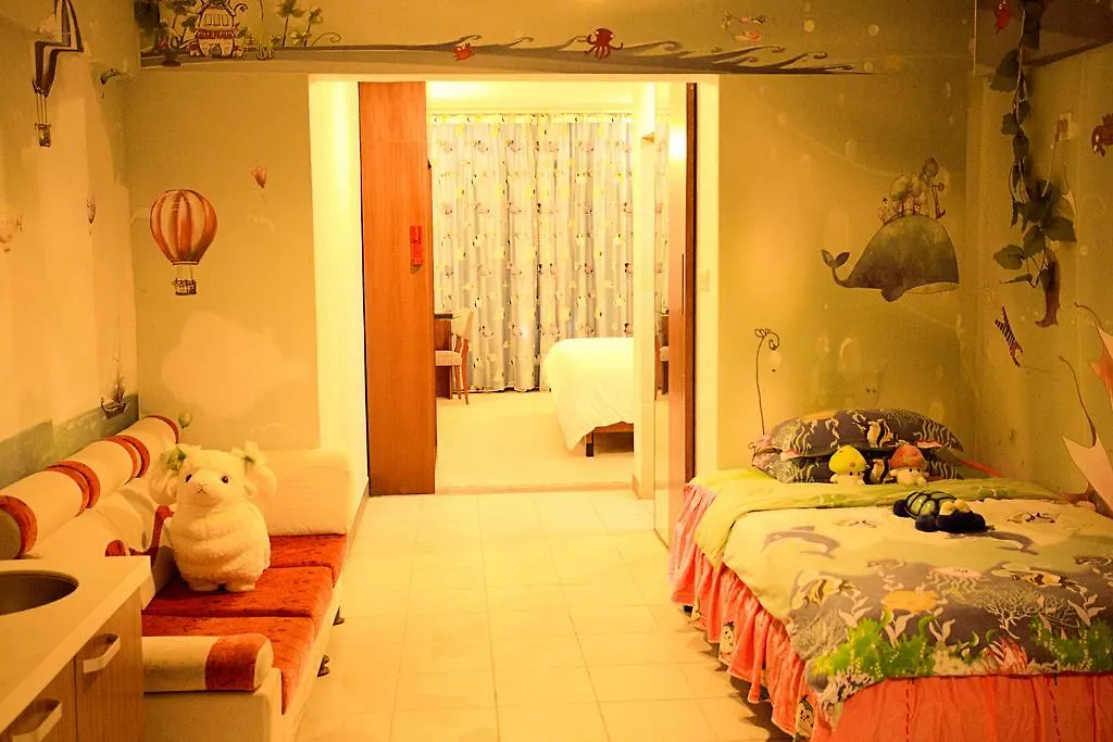 February Sea Seaview Hotel 싼야 중국