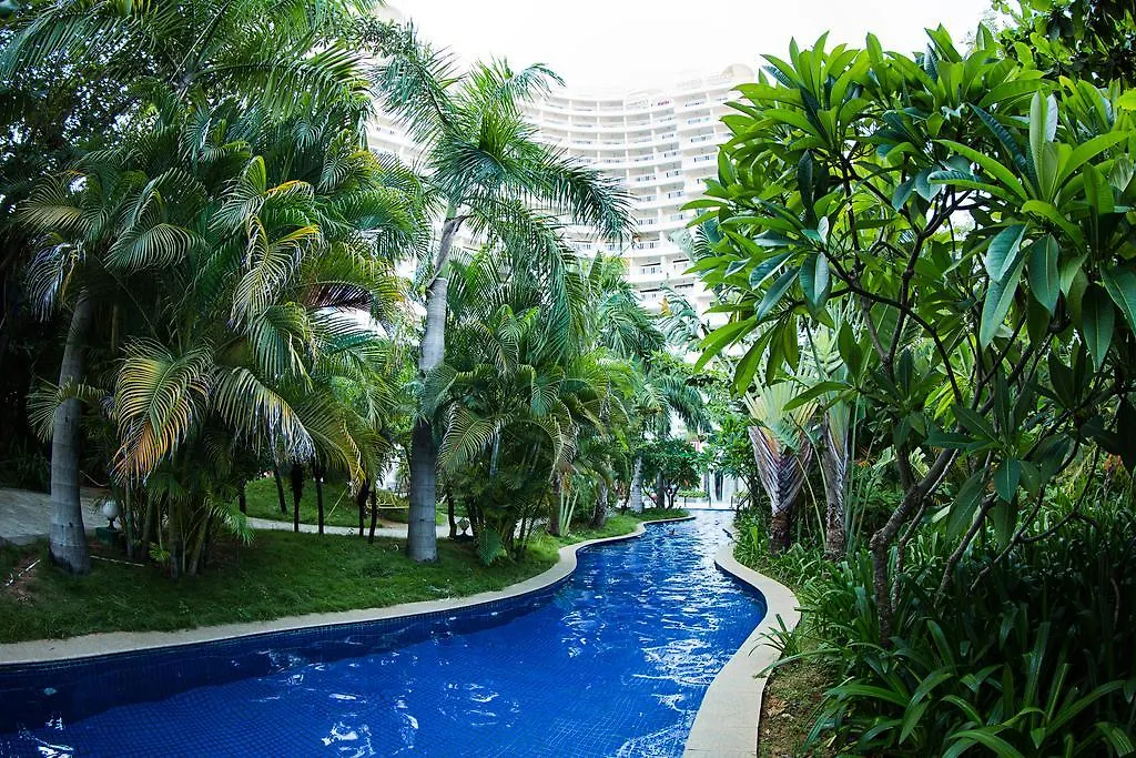 February Sea Seaview Hotel 싼야